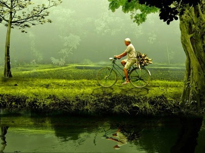 bicicleta-hombre-rio-transporte-paseo-1